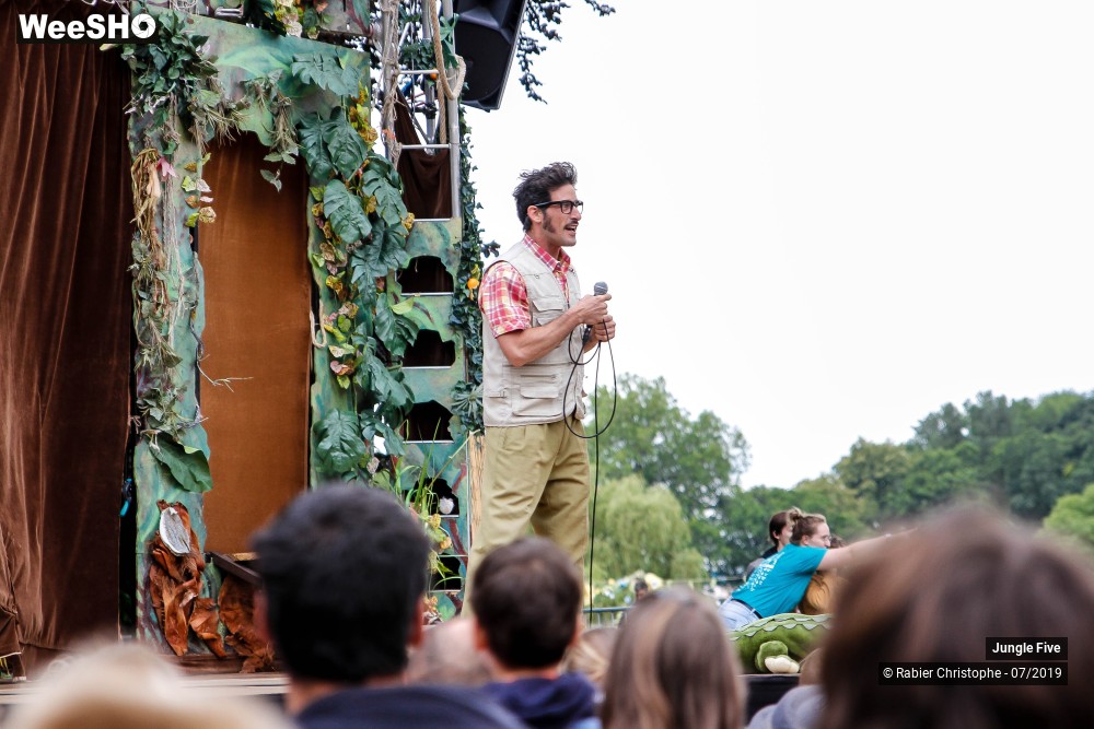 26/38 photos du spectacle Jungle Five