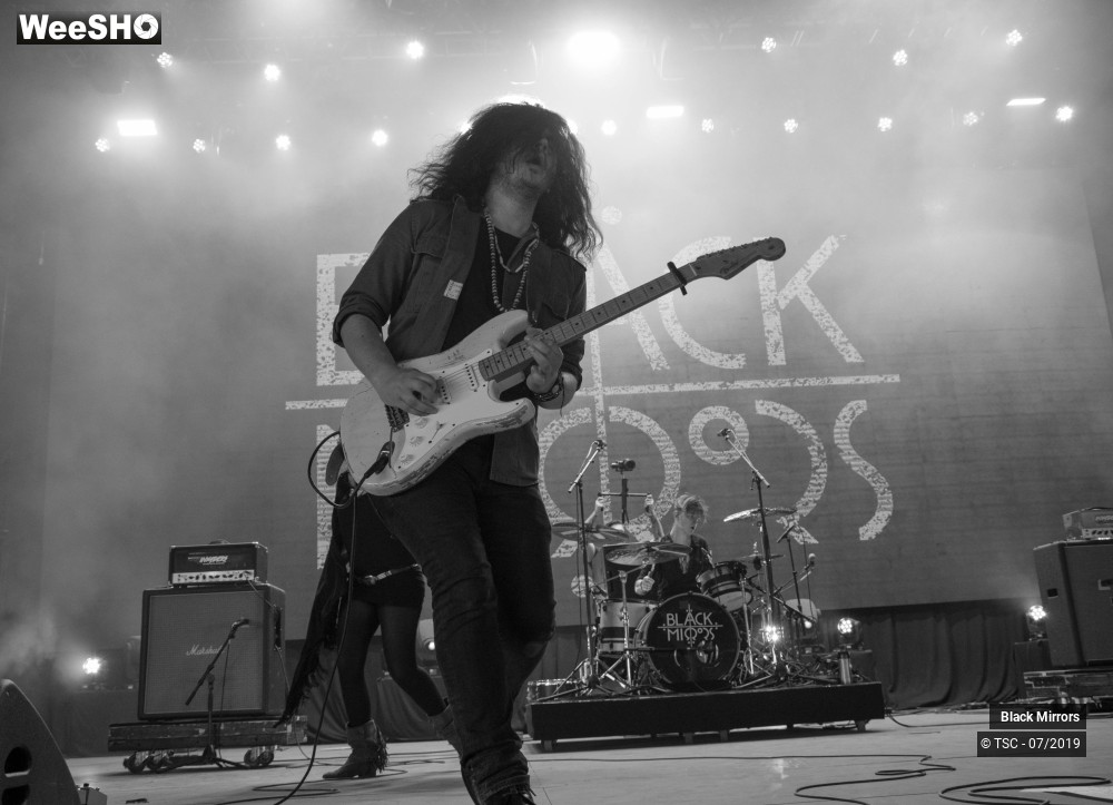 3/18 photos du spectacle Black Mirrors 