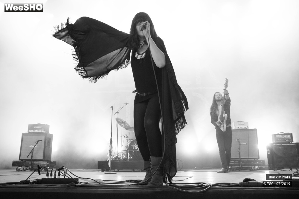 8/18 photos du spectacle Black Mirrors 