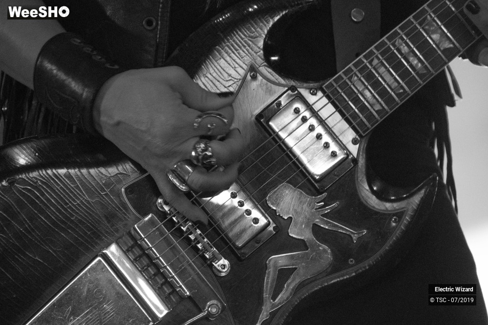 4/7 photos du spectacle Electric Wizard 