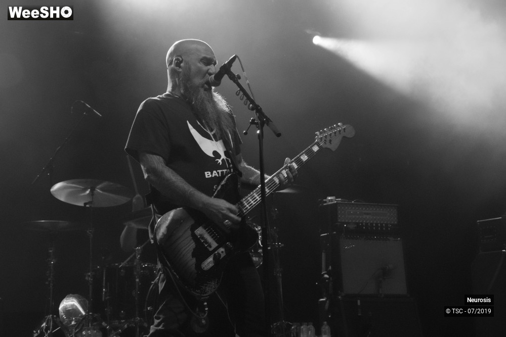8/10 photos du spectacle Neurosis