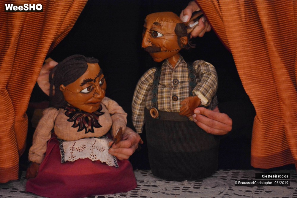 11/34 photos du spectacle Mangeuse de terre