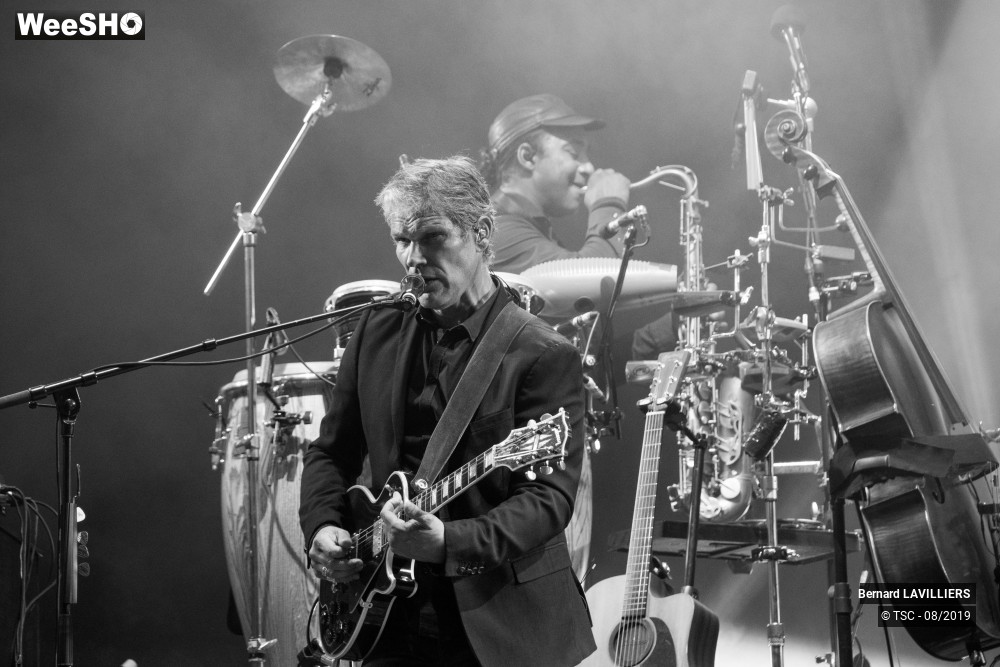 16/17 photos du spectacle Bernard Lavilliers