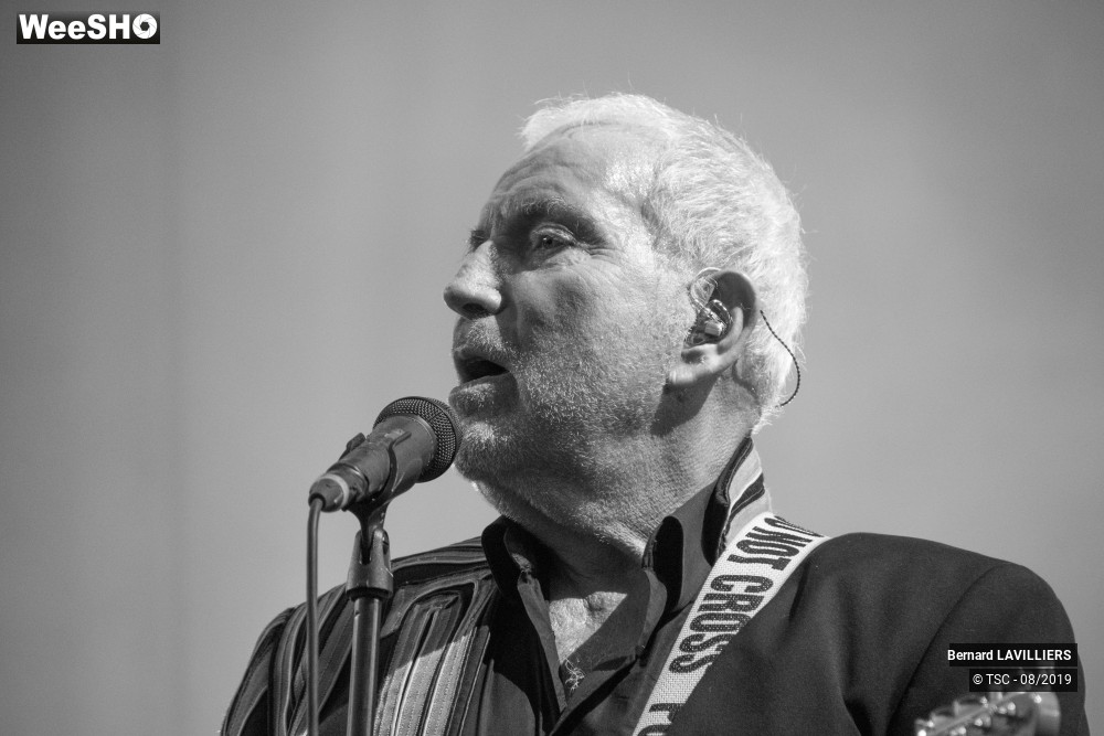 17/17 photos du spectacle Bernard Lavilliers