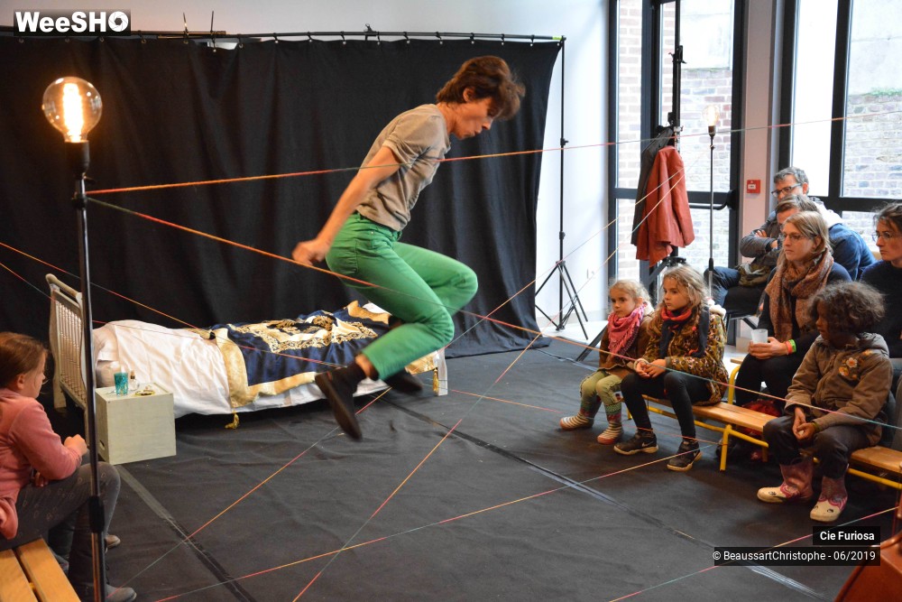 22/23 photos du spectacle L'ancêtre, de Fabien Arca