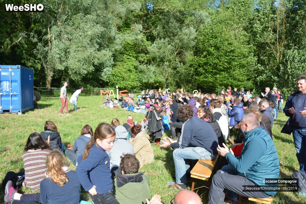 17/30 photos du spectacle Equivalent Quatre pieds