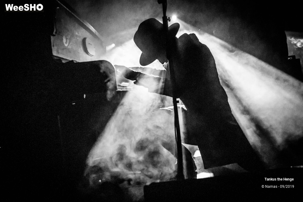 2/22 photos du spectacle Tankus the Henge