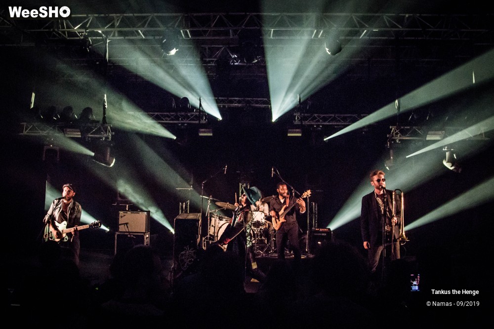 15/22 photos du spectacle Tankus the Henge
