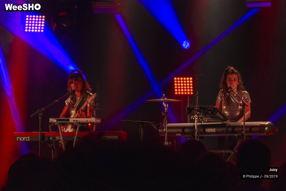 7/10 photos du spectacle Juicy