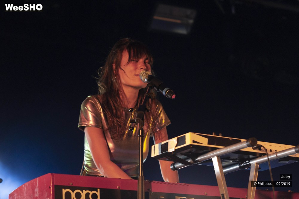 8/10 photos du spectacle Juicy