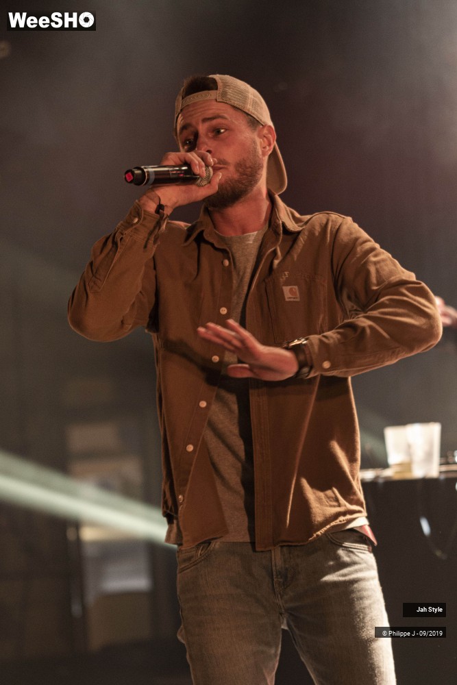 3/4 photos du spectacle Jah Style