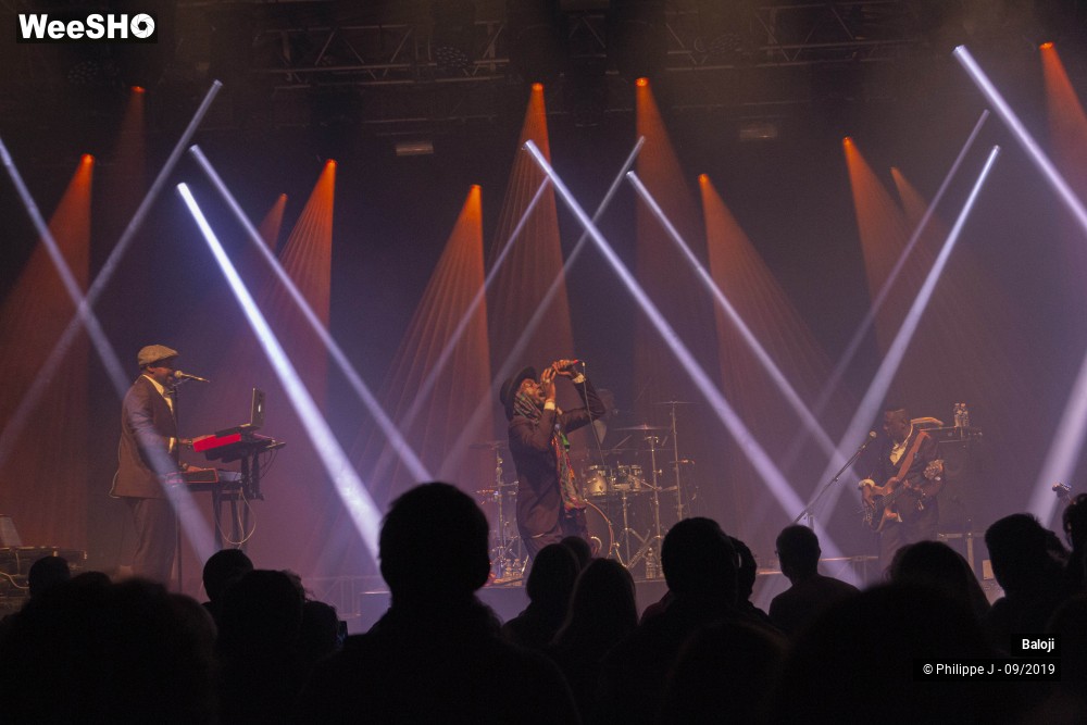17/19 photos du spectacle Baloji
