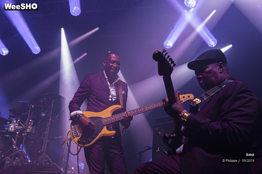 19/19 photos du spectacle Baloji