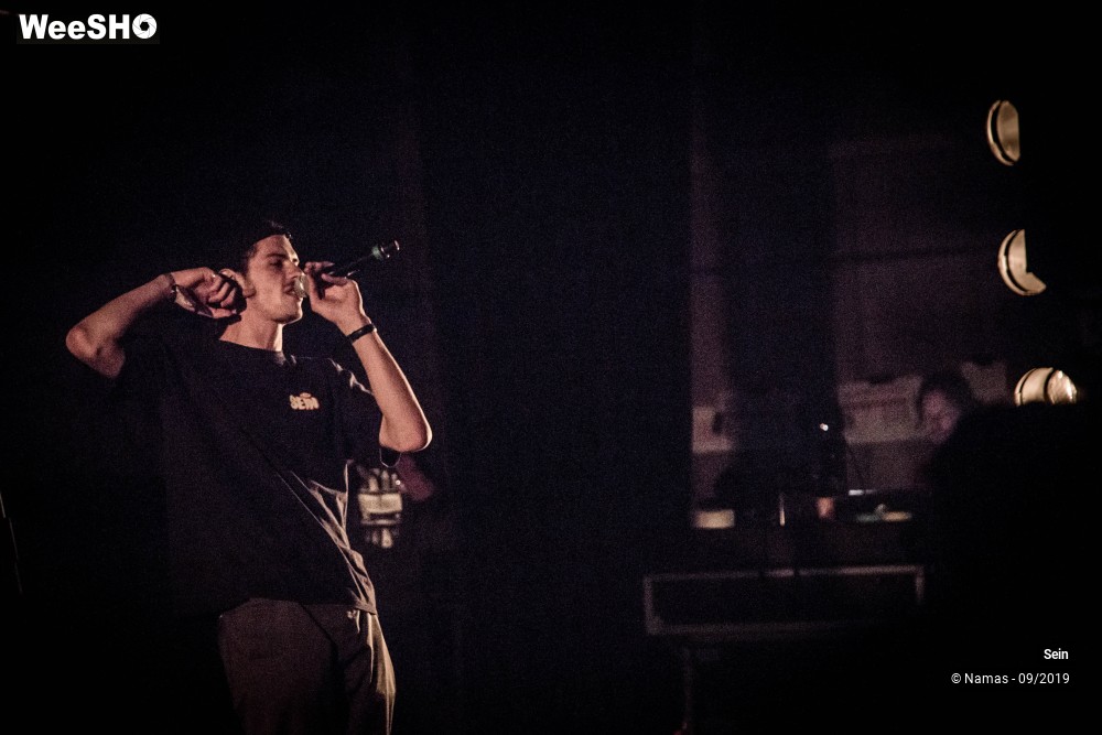 2/9 photos du spectacle Sein