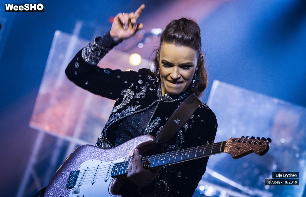 23/28 photos du spectacle Erja Lyytinen