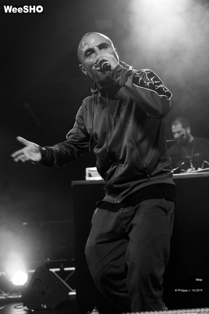 8/22 photos du spectacle Virus