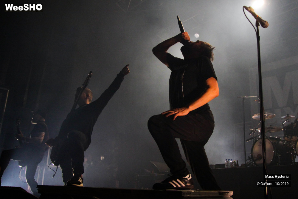 4/39 photos du spectacle Mass Hysteria