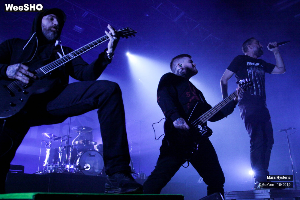 13/39 photos du spectacle Mass Hysteria