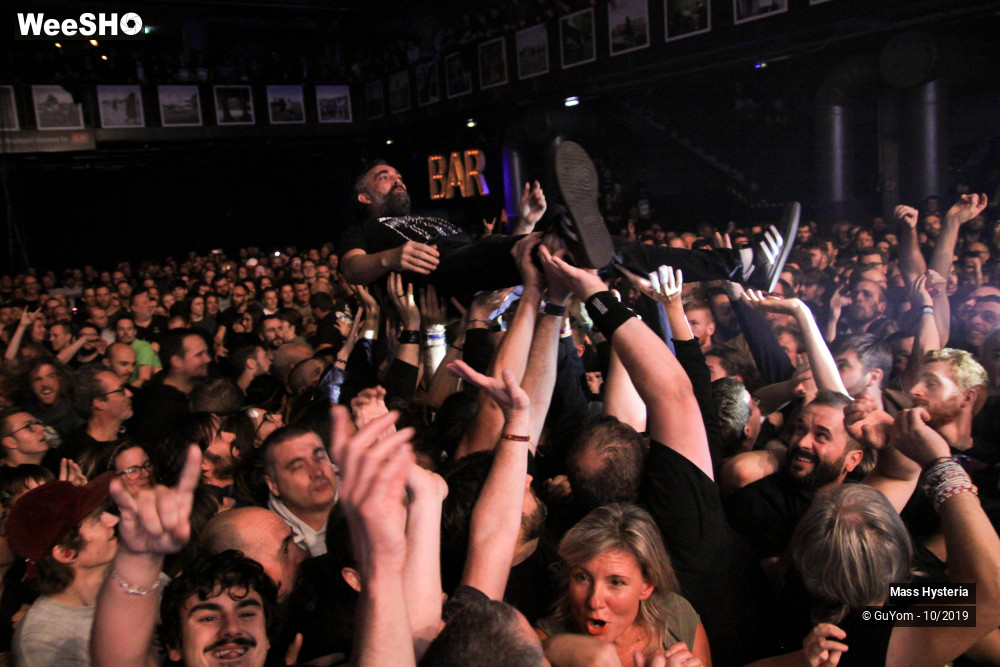 15/39 photos du spectacle Mass Hysteria