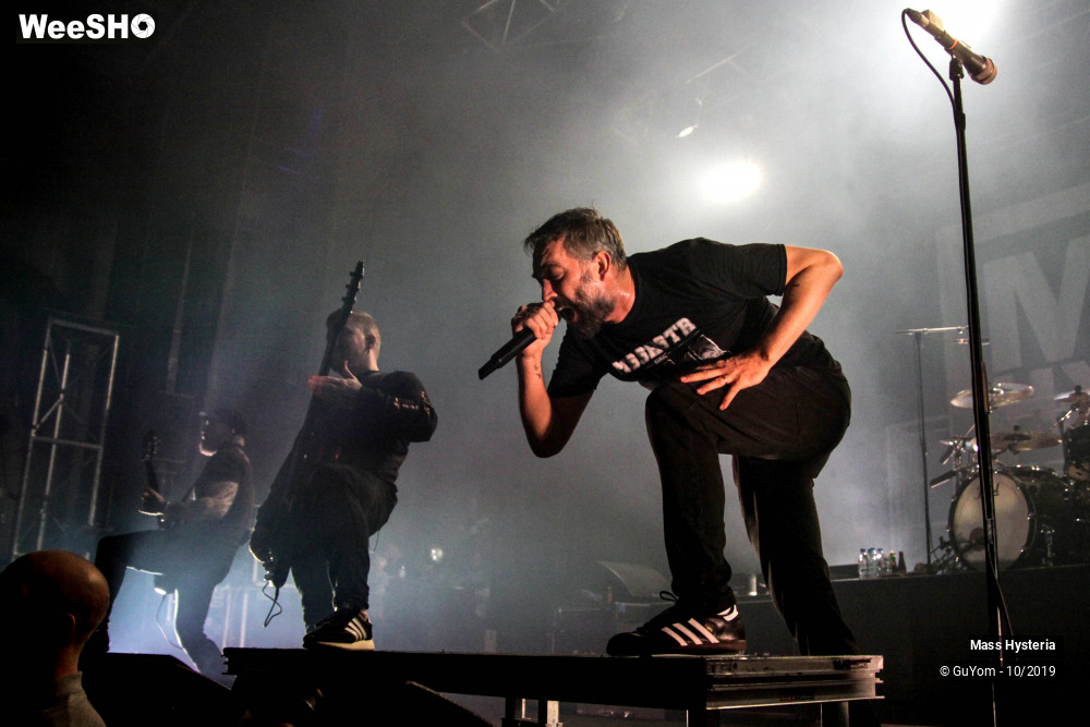 23/39 photos du spectacle Mass Hysteria