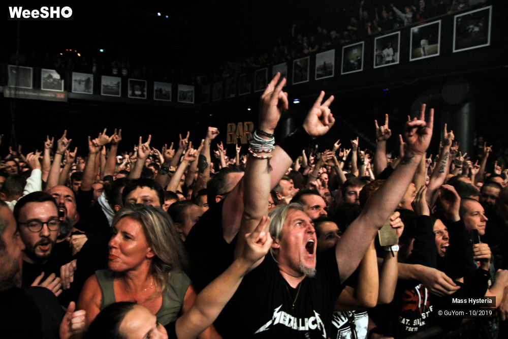 24/39 photos du spectacle Mass Hysteria