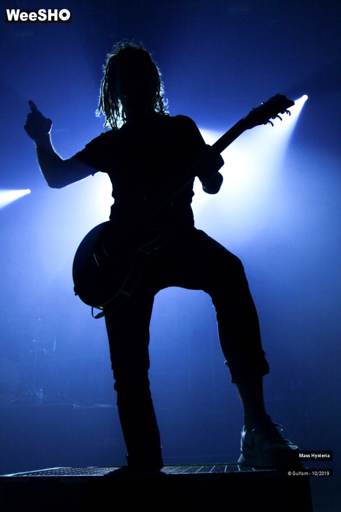30/39 photos du spectacle Mass Hysteria