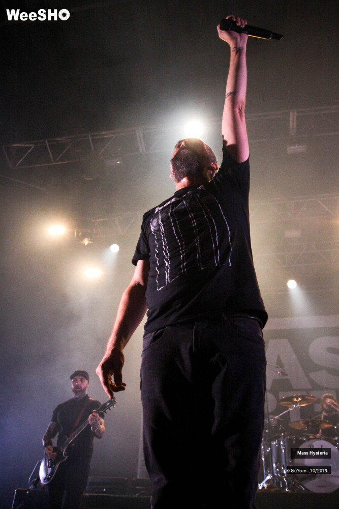 35/39 photos du spectacle Mass Hysteria