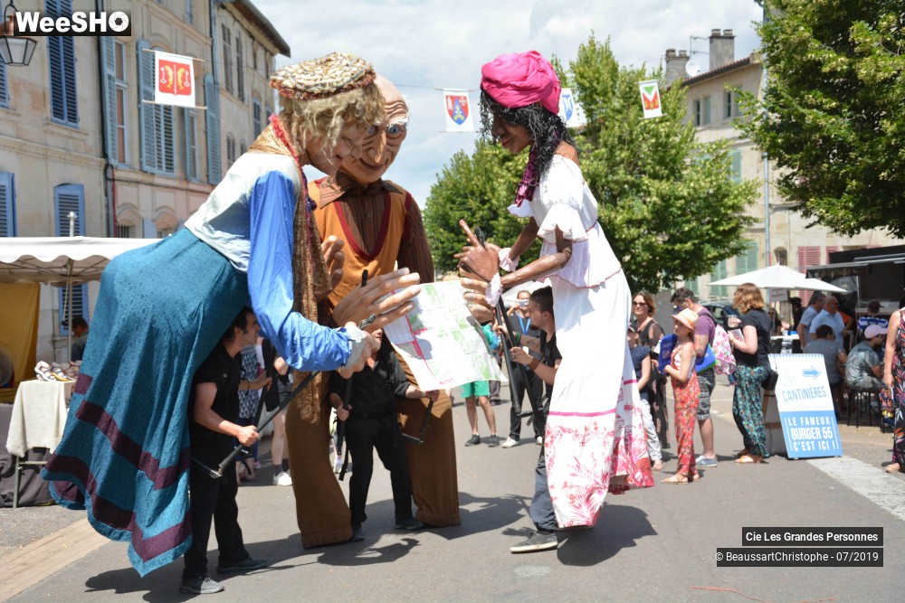14/27 photos du spectacle Les Touristes