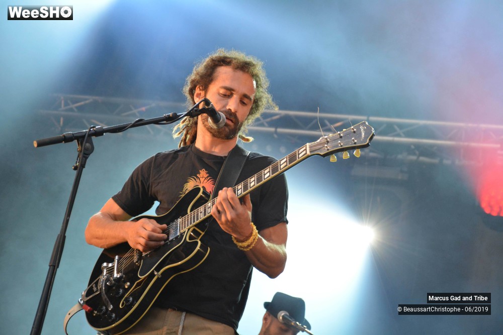 20/33 photos du spectacle Marcus Gad and Tribe
