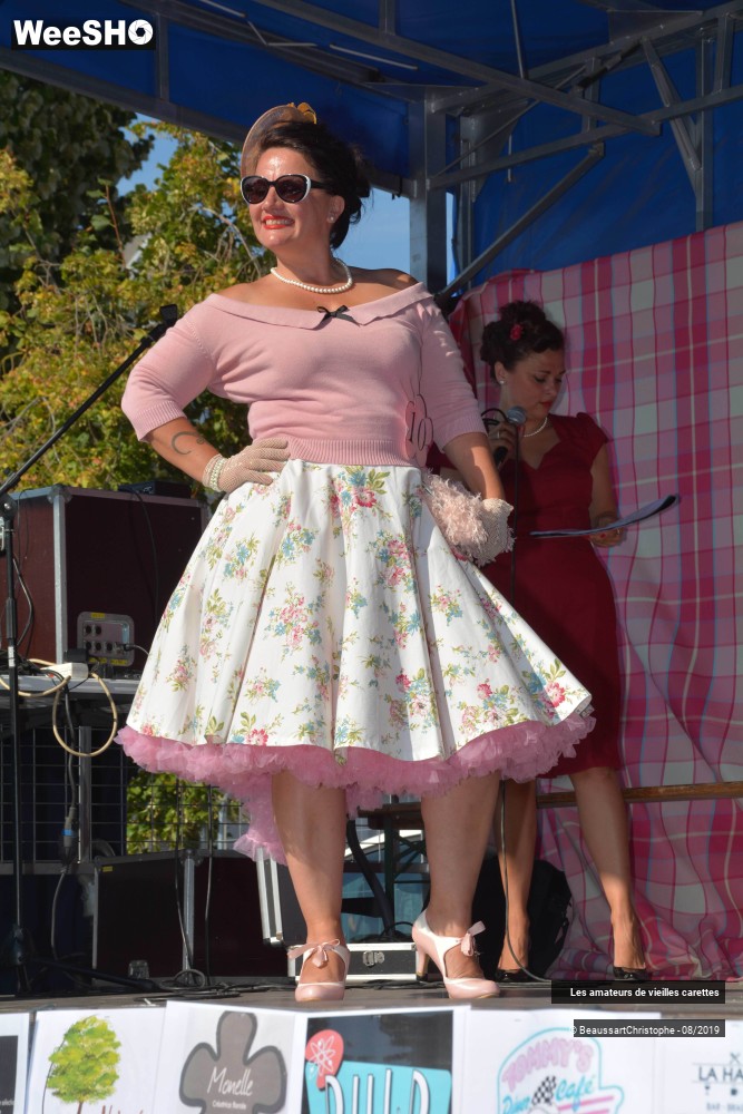 12/51 photos du spectacle Election Miss Béthune Rétro 2019