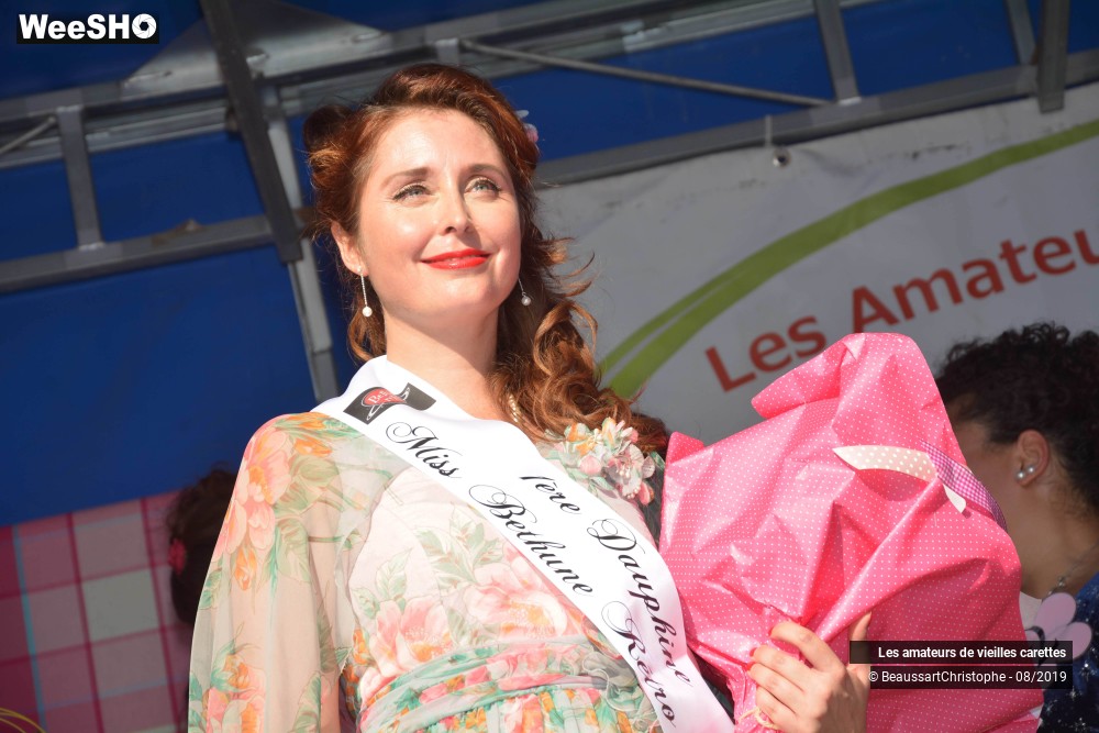 30/51 photos du spectacle Election Miss Béthune Rétro 2019