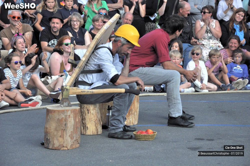 28/29 photos du spectacle One Shot