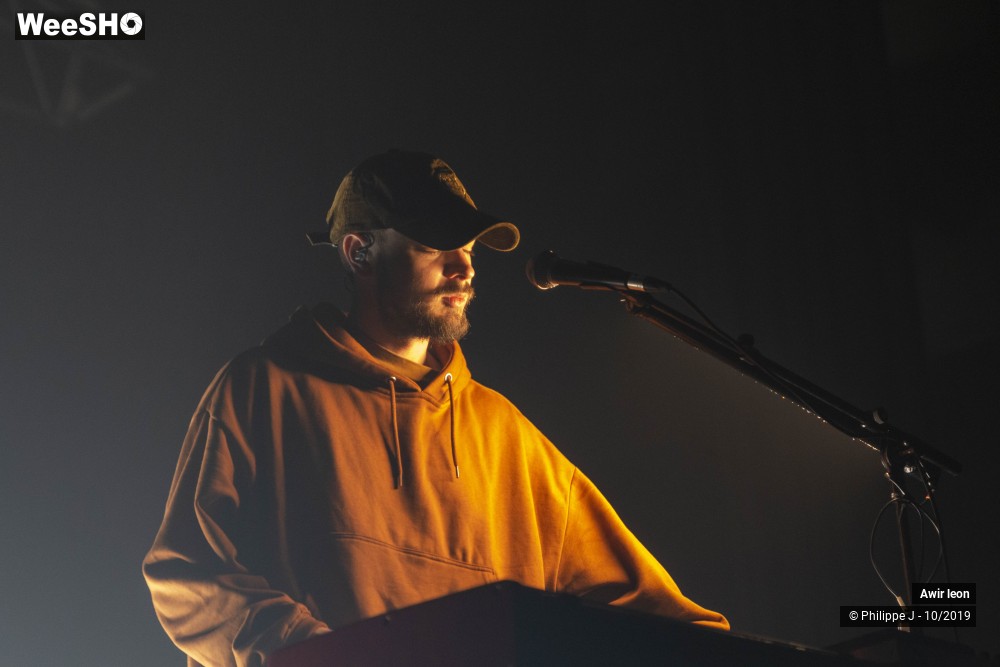 4/6 photos du spectacle Awir leon