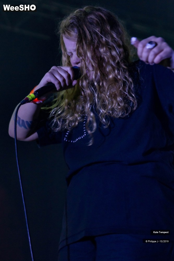 3/10 photos du spectacle Kate Tempest