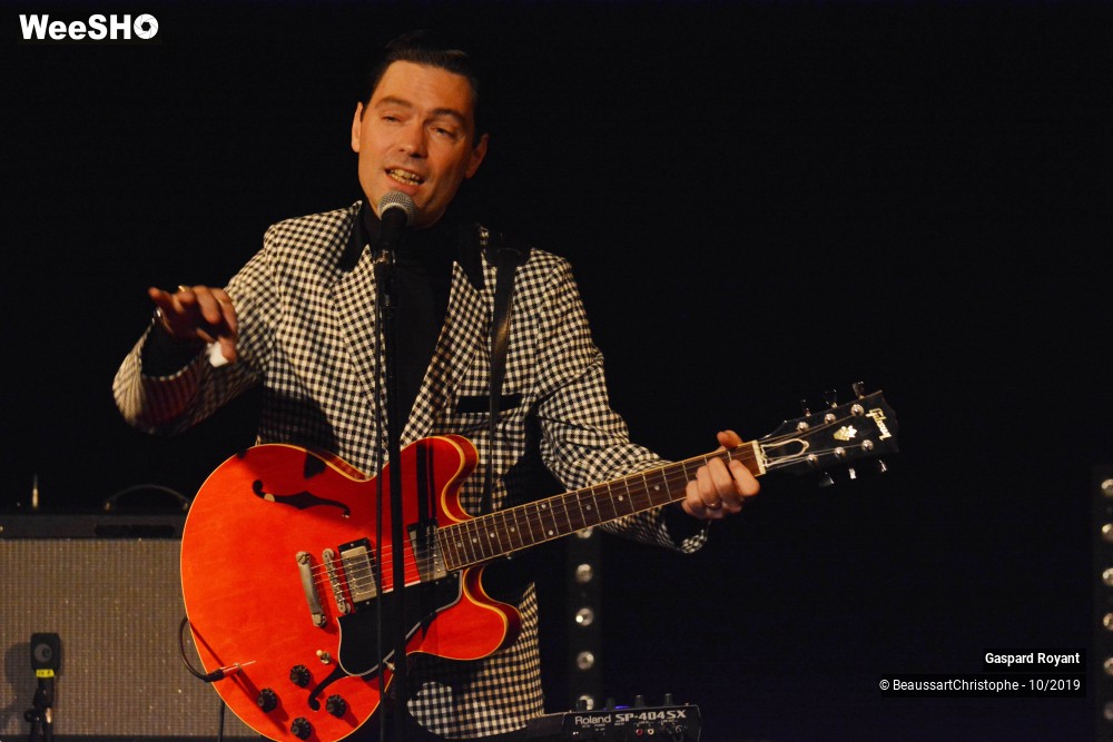 26/27 photos du spectacle Gaspard Royant 