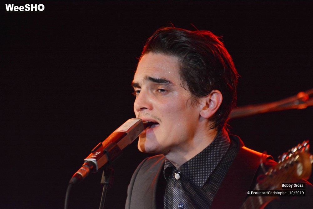 18/24 photos du spectacle Bobby Oroza