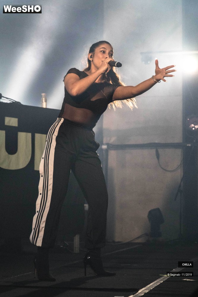 4/17 photos du spectacle CHILLA