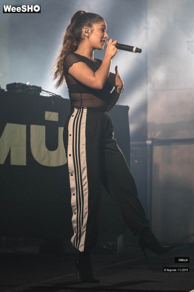 8/17 photos du spectacle CHILLA