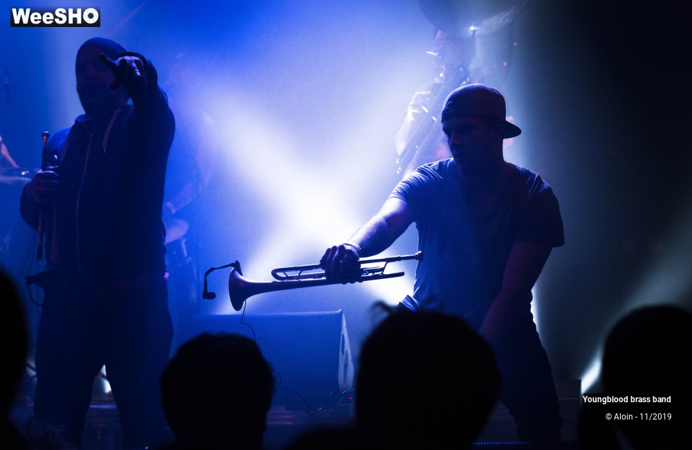 16/17 photos du spectacle Youngblood brass band