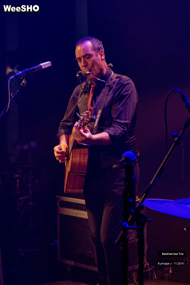 10/11 photos du spectacle Barefoot iano Trio
