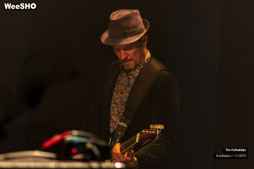 4/10 photos du spectacle The Folkabillys