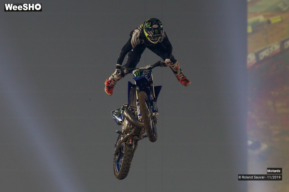 4/37 photos du spectacle F M X