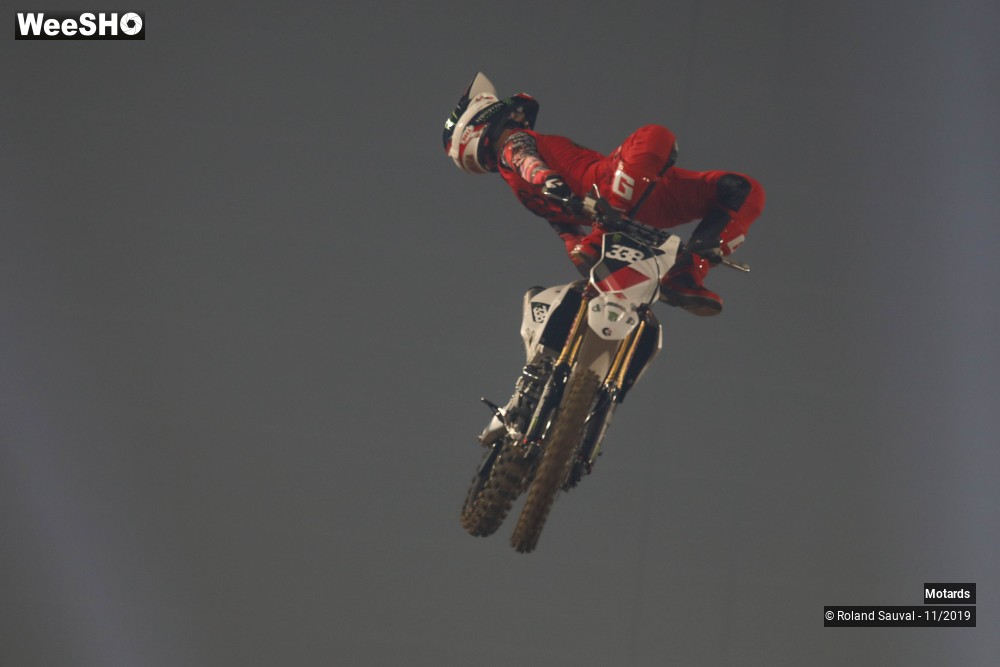22/37 photos du spectacle F M X