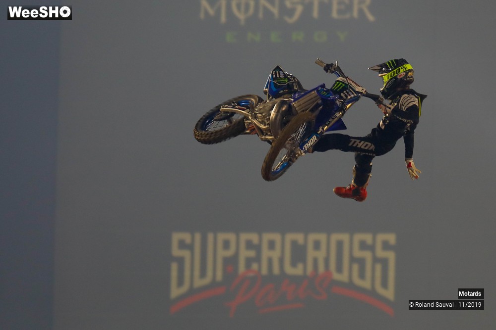 24/37 photos du spectacle F M X
