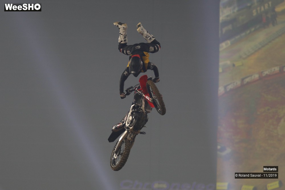 37/37 photos du spectacle F M X