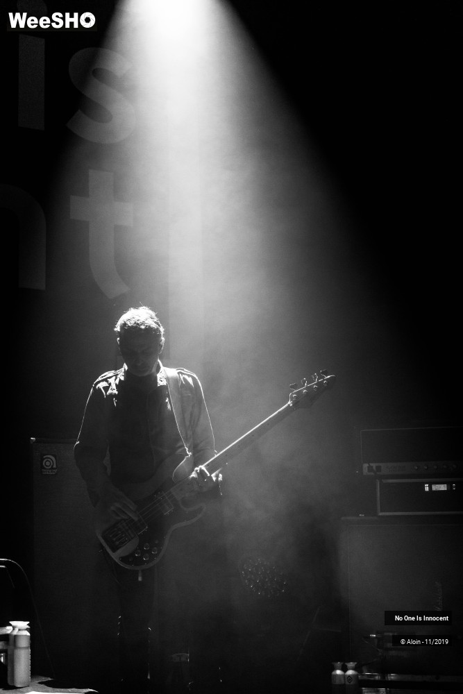 6/33 photos du spectacle No One Is Innocent
