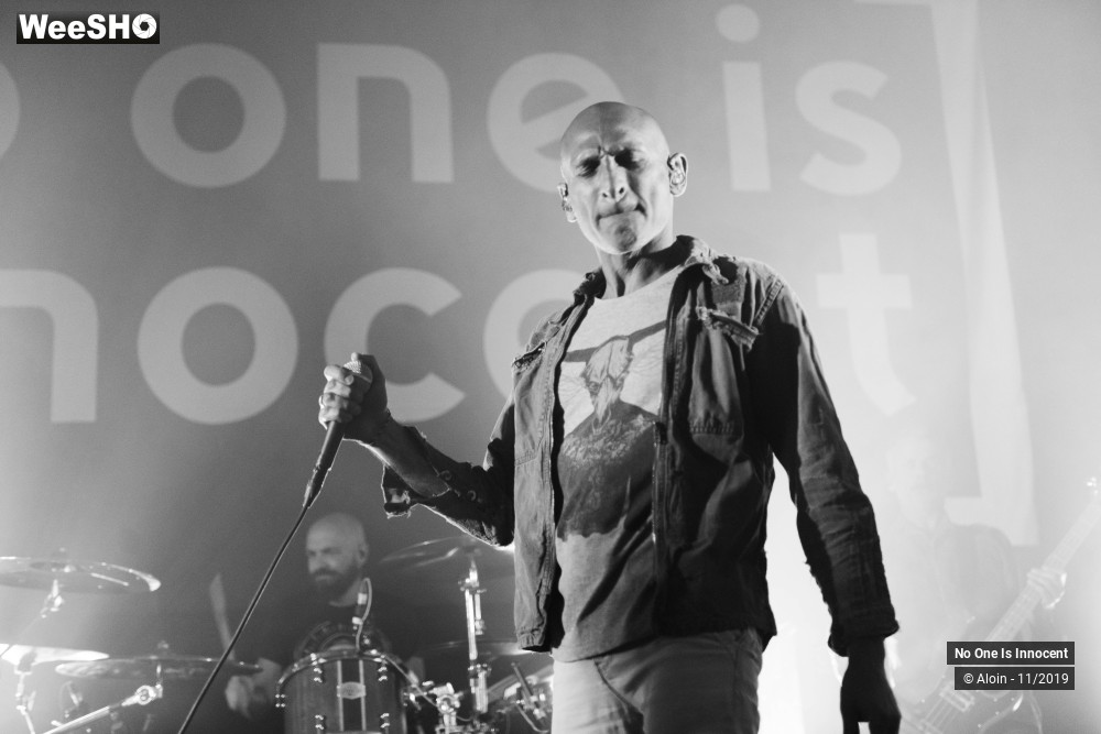 10/33 photos du spectacle No One Is Innocent
