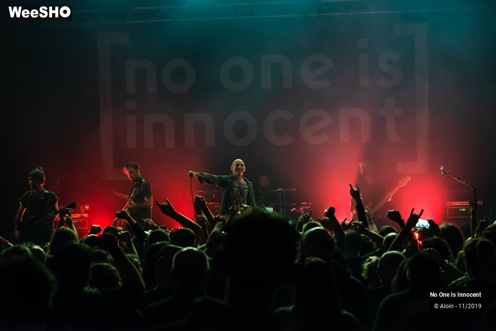 14/33 photos du spectacle No One Is Innocent