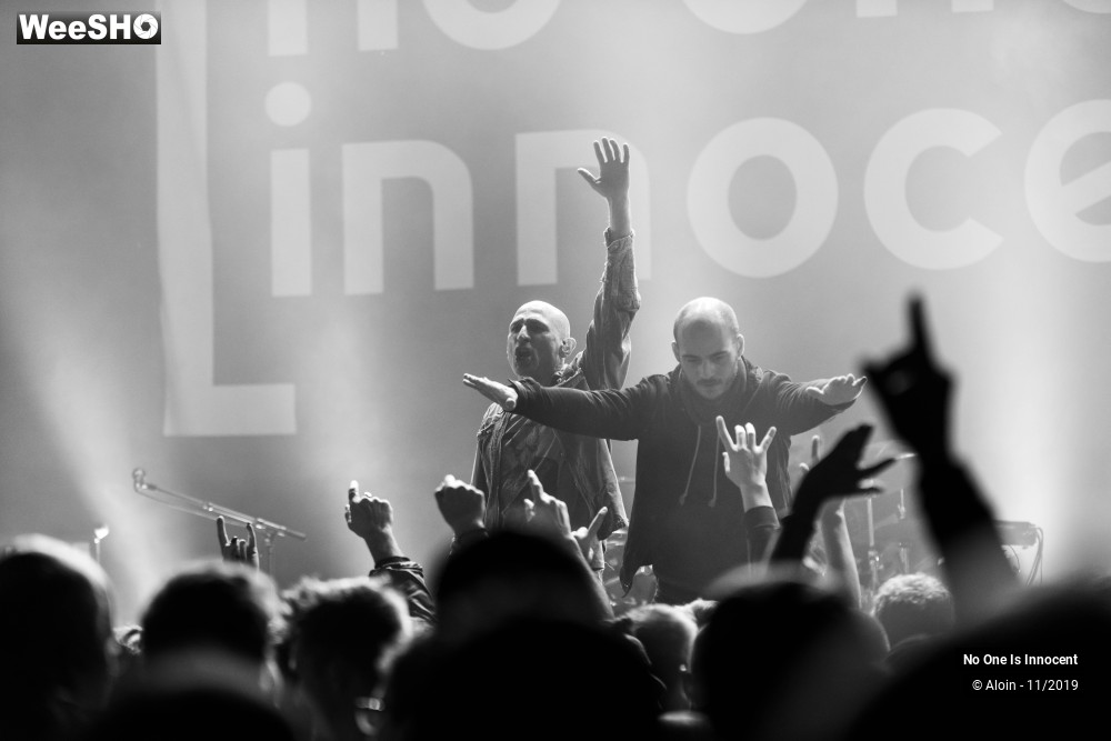15/33 photos du spectacle No One Is Innocent