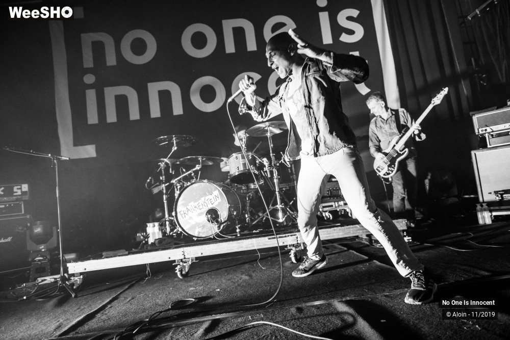 20/33 photos du spectacle No One Is Innocent